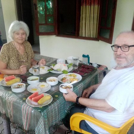 וולאוויה Dinimuthu Rest Inn מראה חיצוני תמונה
