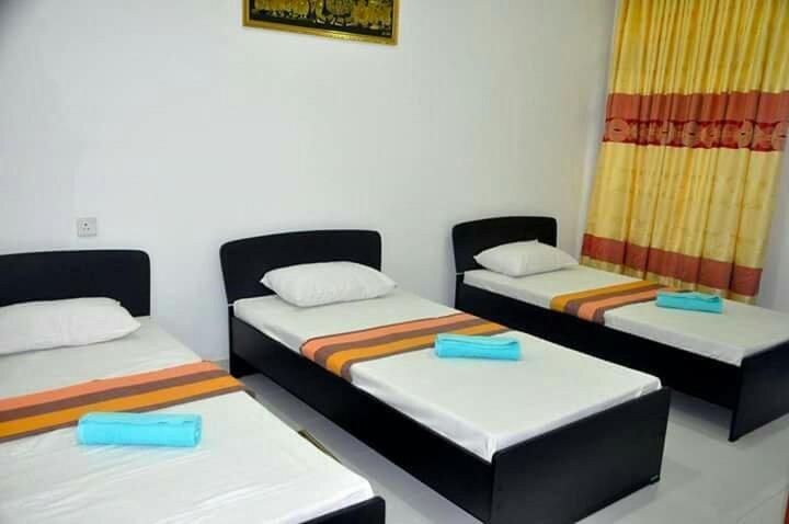 וולאוויה Dinimuthu Rest Inn מראה חיצוני תמונה